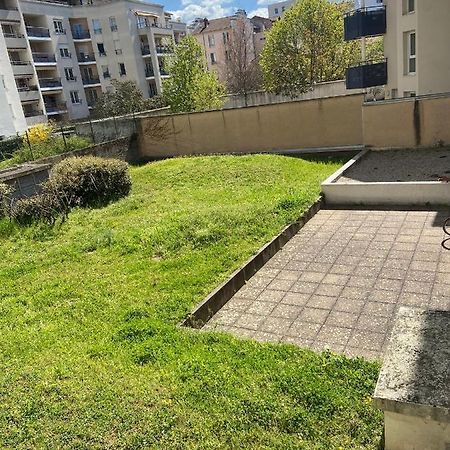Studio Meuble A Lyon Centre Экстерьер фото